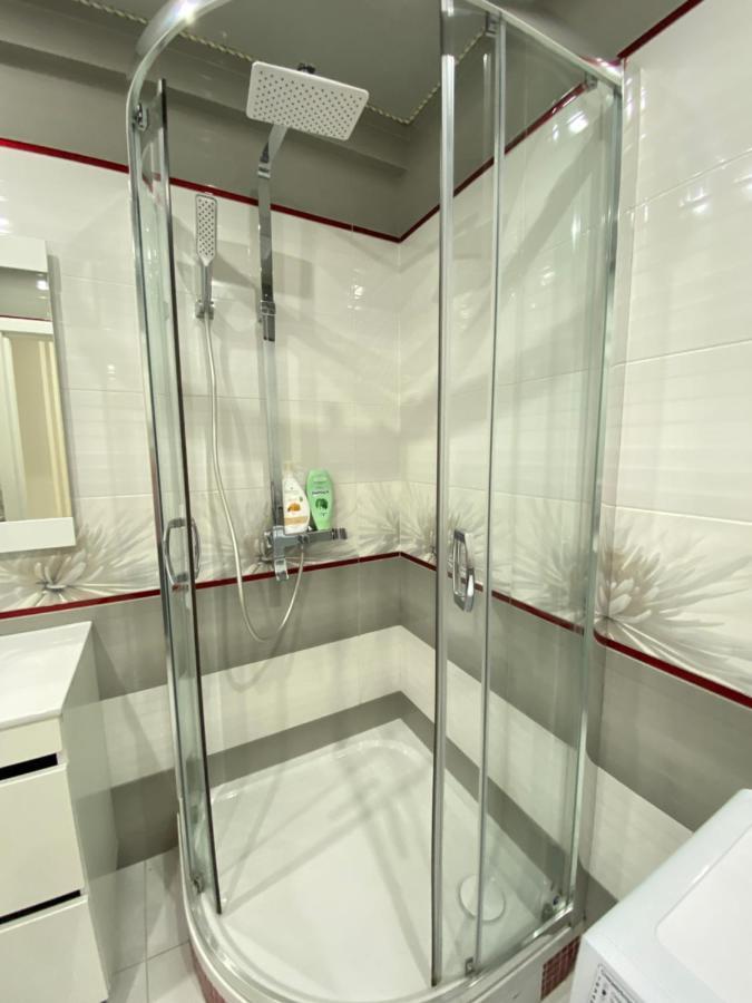 Two Bedroom Large Apartment In Chişinău Esterno foto